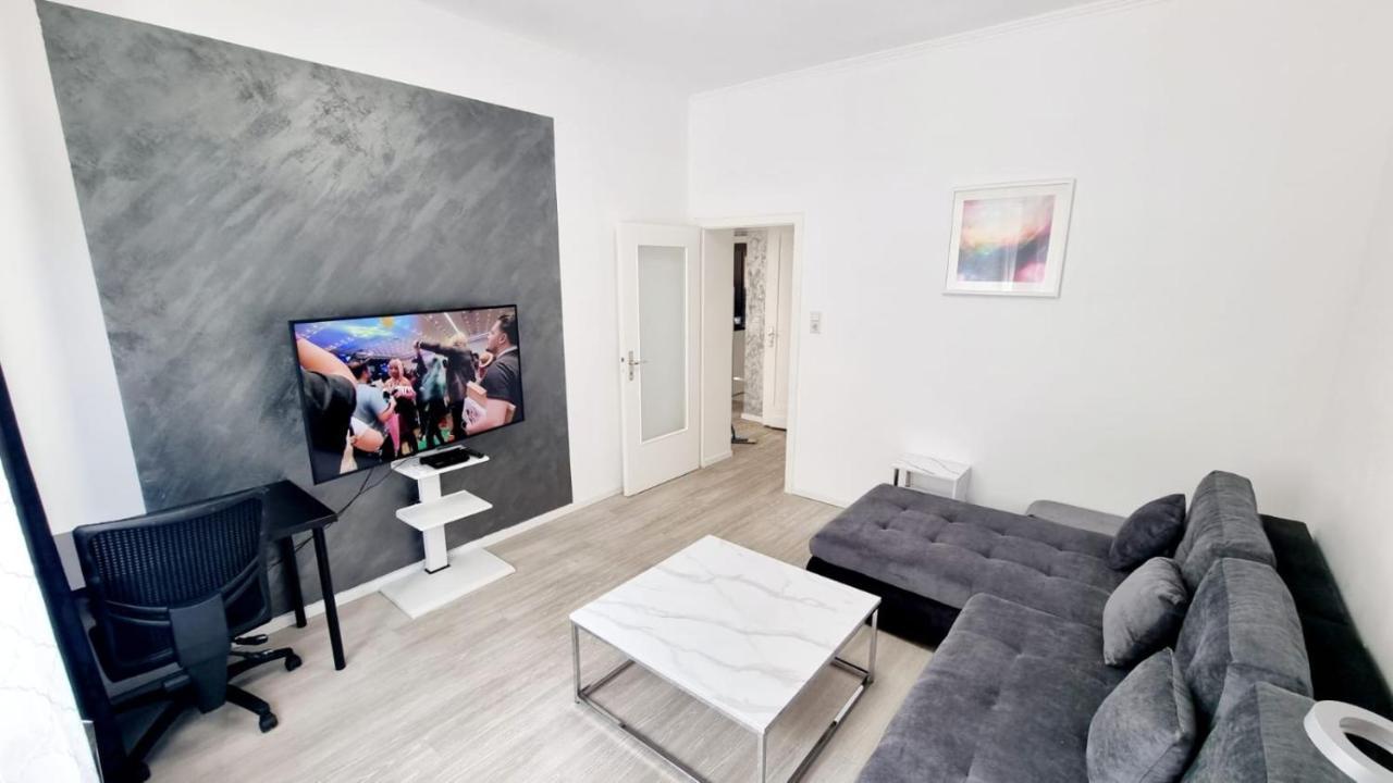 Cozy And Modern 1 Bedroom 3 Room Apartment Wiesbaden Eksteriør billede